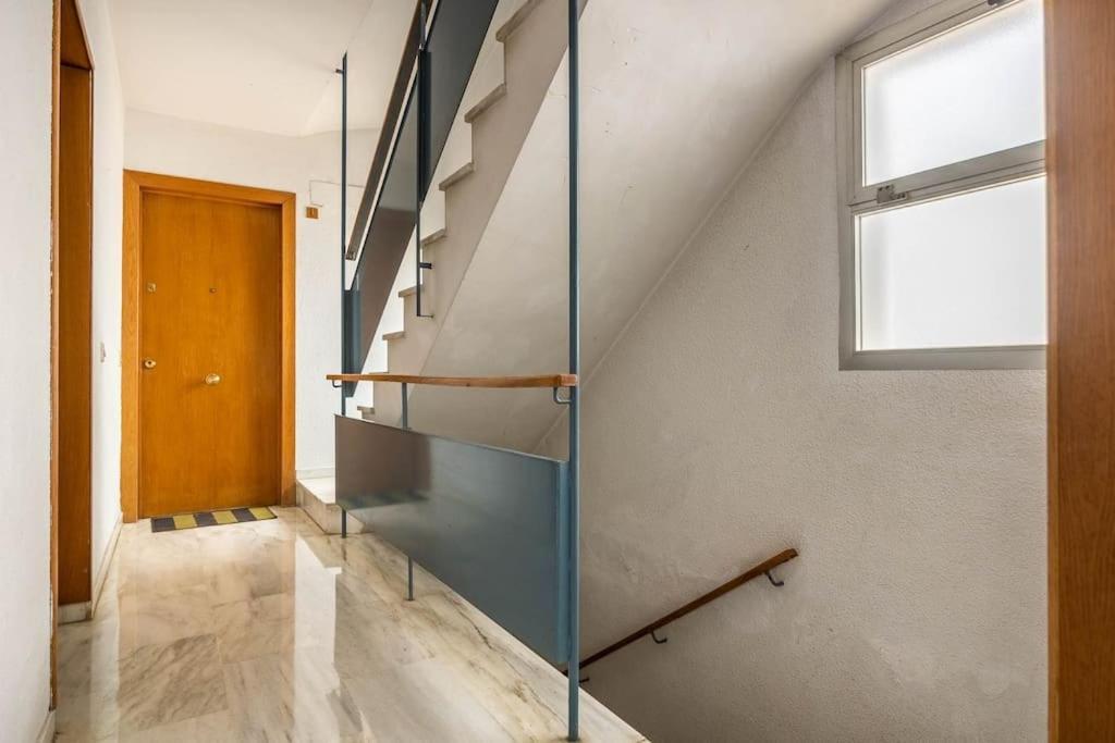 Apartamento Ronda De Triana 45 Севиля Екстериор снимка