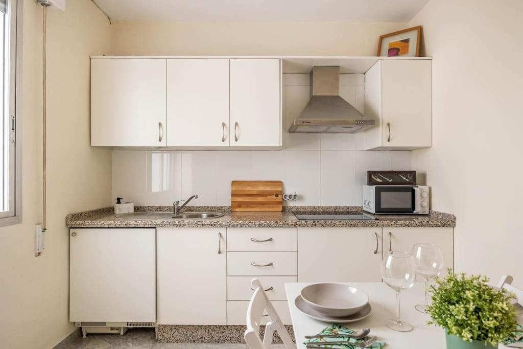 Apartamento Ronda De Triana 45 Севиля Екстериор снимка