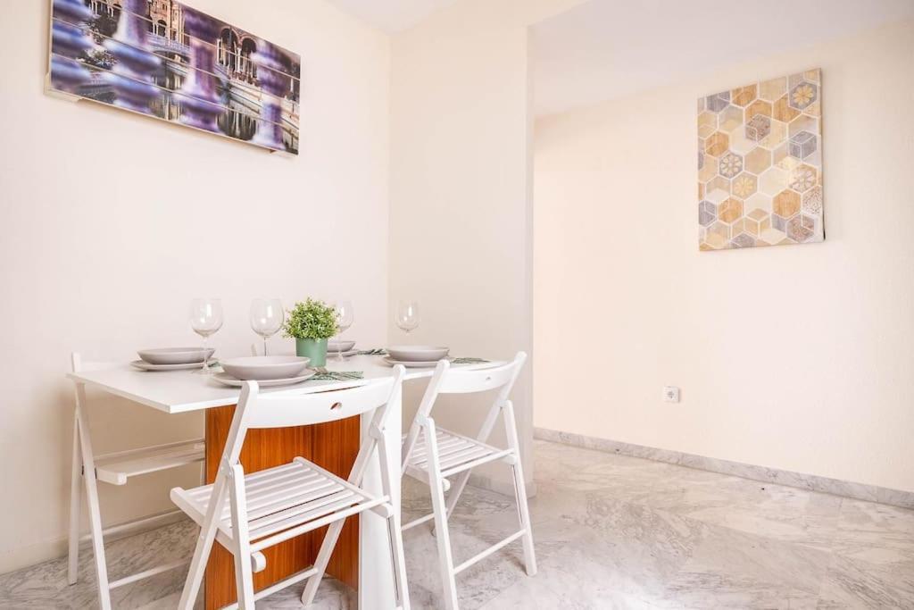 Apartamento Ronda De Triana 45 Севиля Екстериор снимка