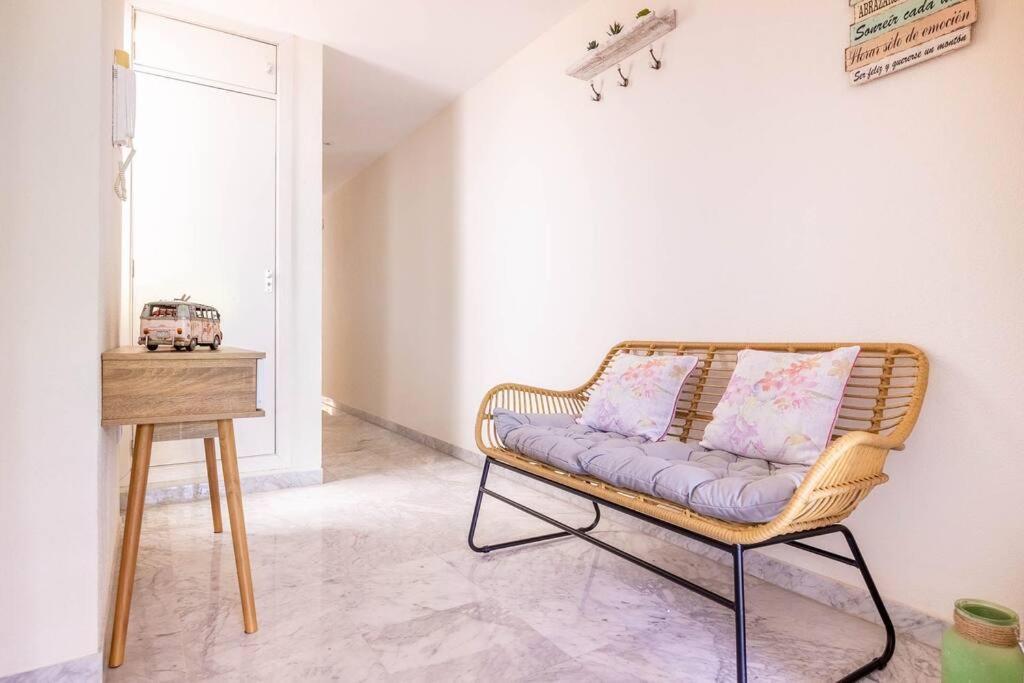 Apartamento Ronda De Triana 45 Севиля Екстериор снимка
